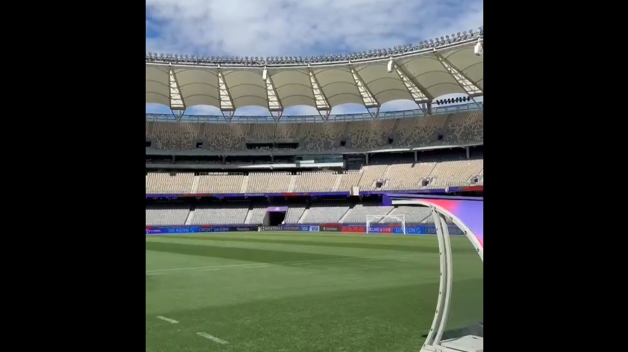 开云-明日中国女足决战澳大利亚!马德兴晒现场视频:估计明天有6万人